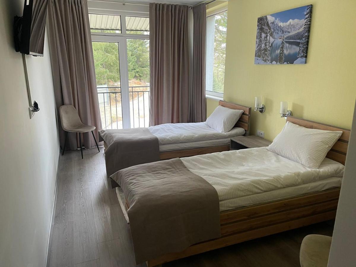 Отель Monblan Yablunytsya Habitación foto